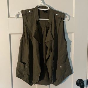 Army green flowy vest